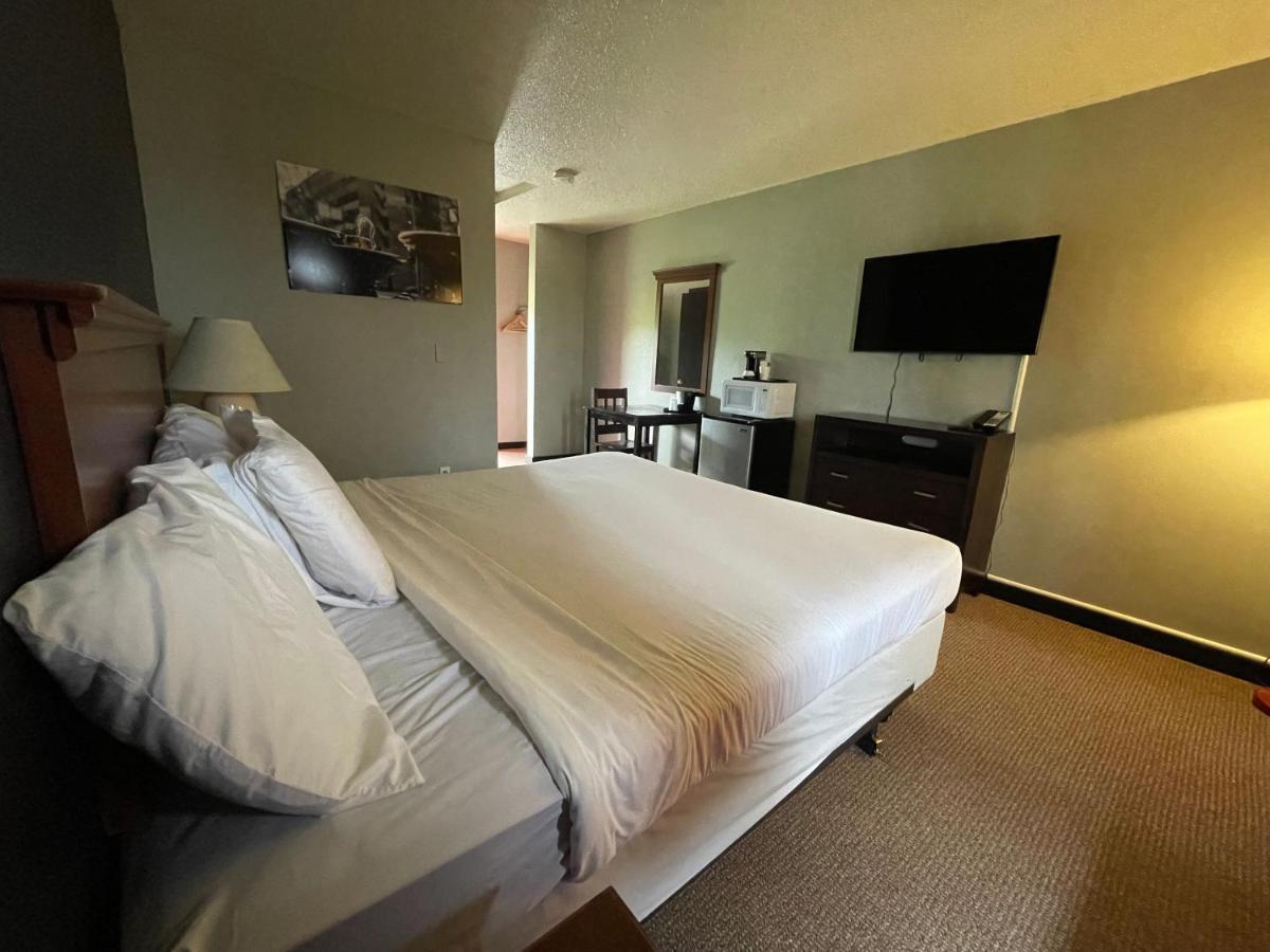 Motel Sunnyside And 2*